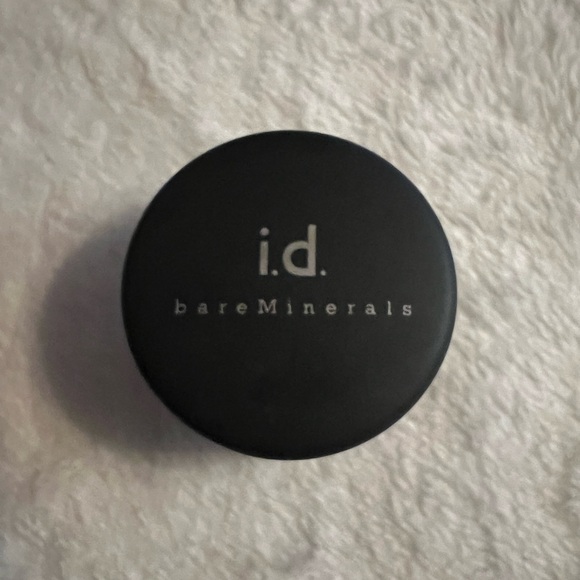 BareMinerals loose blush in Morning - gorgeous peachy shade - Picture 3 of 3